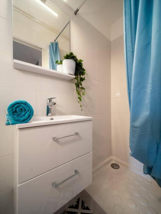 Appartement Tout Equipe Terrasse Parking Privatif Six-Fours-les-Plages Εξωτερικό φωτογραφία